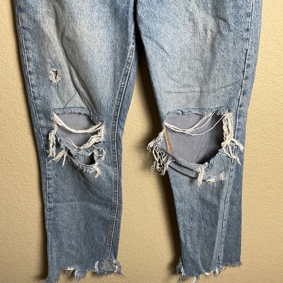 We The Free Womens 26 Distressed Tapered Baggy Boyfriend‎ High Waisted Jeans - Picture 3 of 7